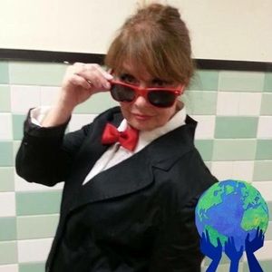 Meet your Posher, Sharon